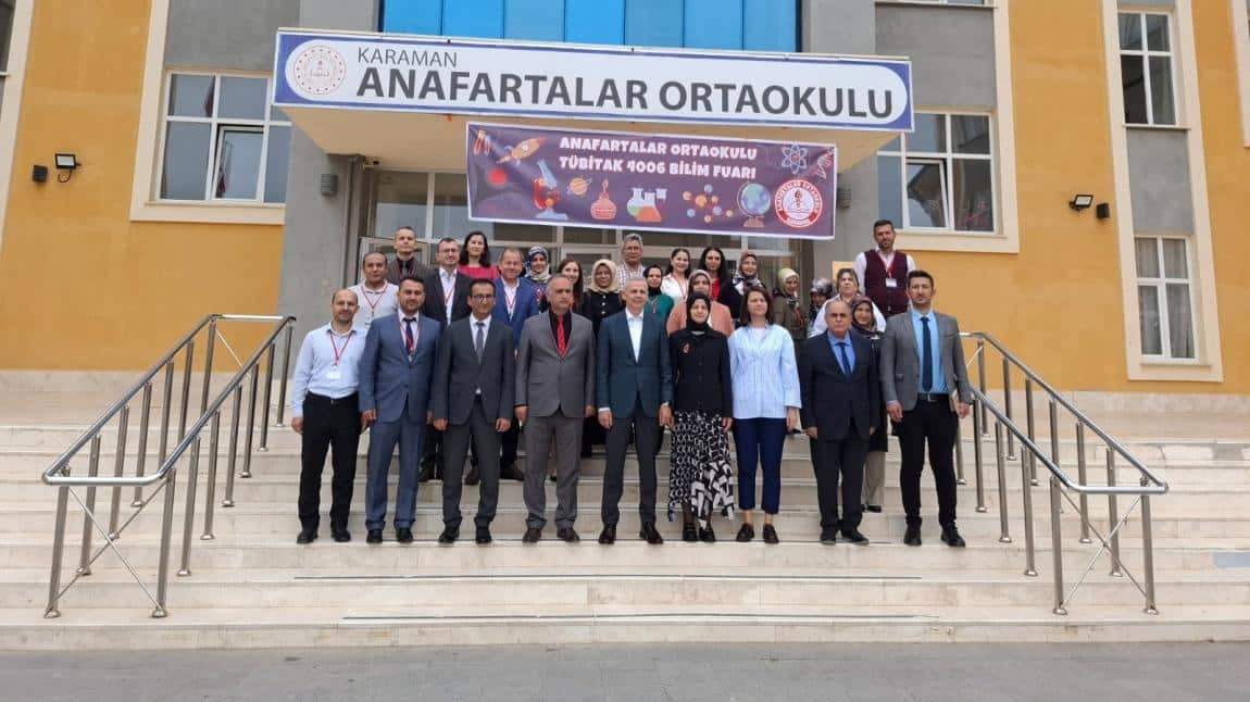 ANAFARTALAR ORTAOKULU’NDA TÜBİTAK 4006 BİLİM FUARI COŞKUSU